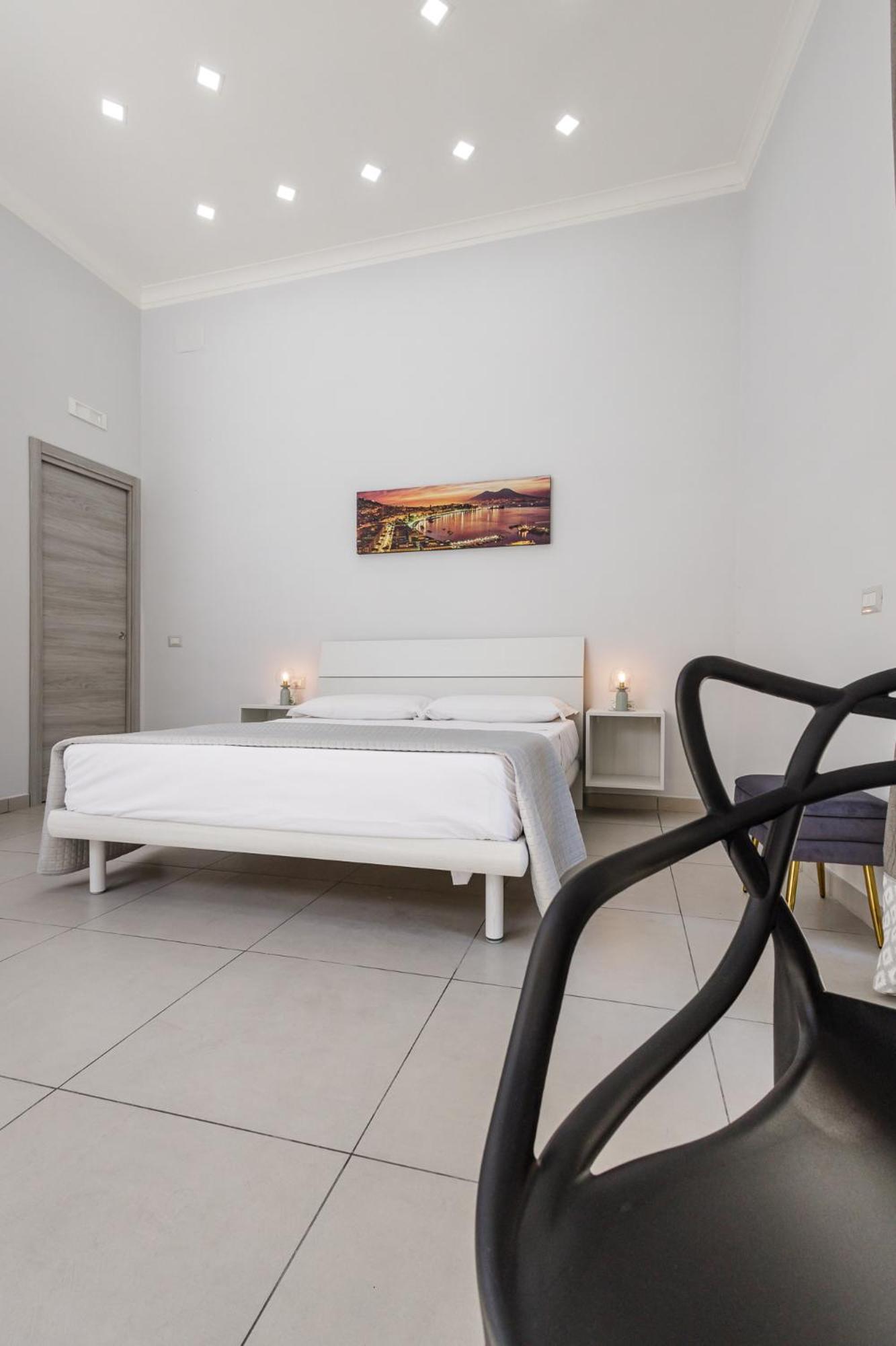 Hotel Caroline'S House à Naples Extérieur photo